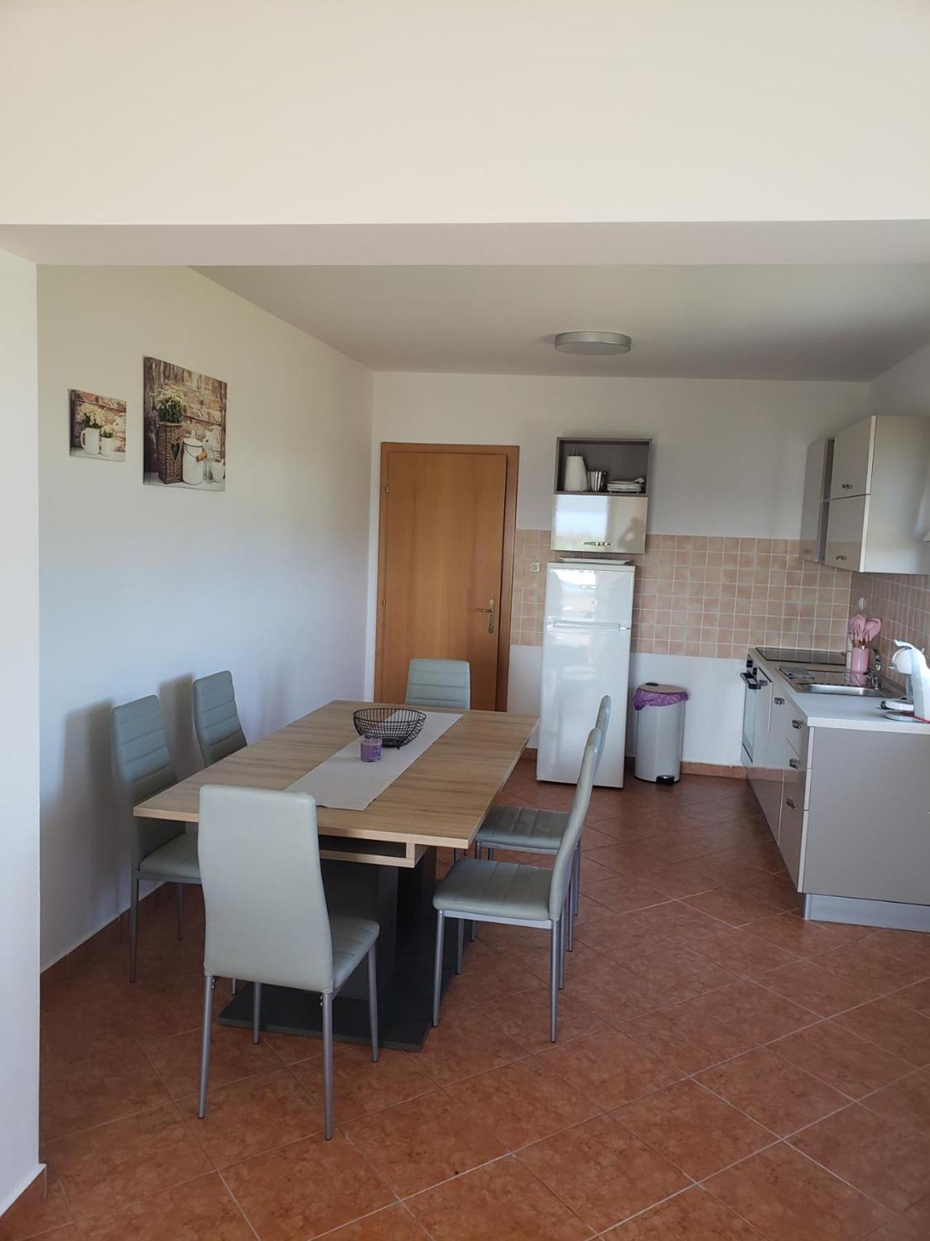 Apartmani Ciklic Dobropoljana Екстер'єр фото